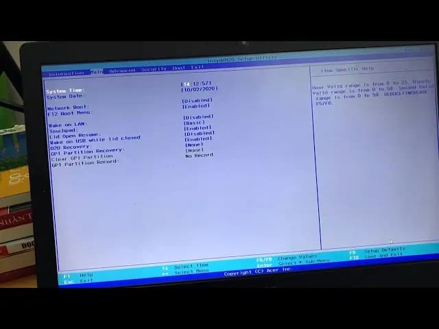 Jak wejść do BIOSu w Acer Aspire E1-571 - proste kroki i porady
